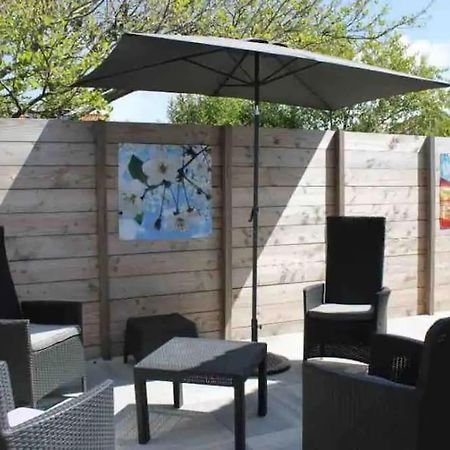 Knus Vakantiehuis 100M Van Het Strand Callantsoog Exterior photo